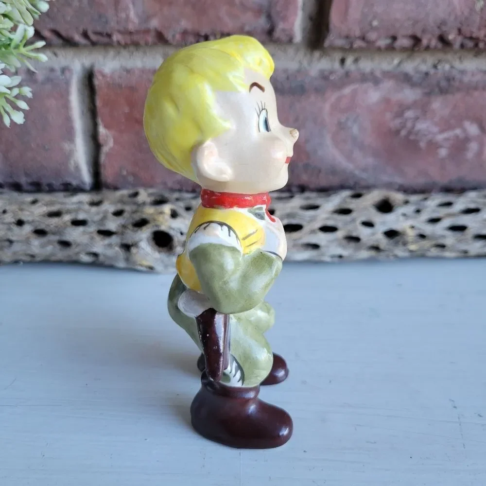 Vintage Kitschy Cowboy Boy Figurine 🤠